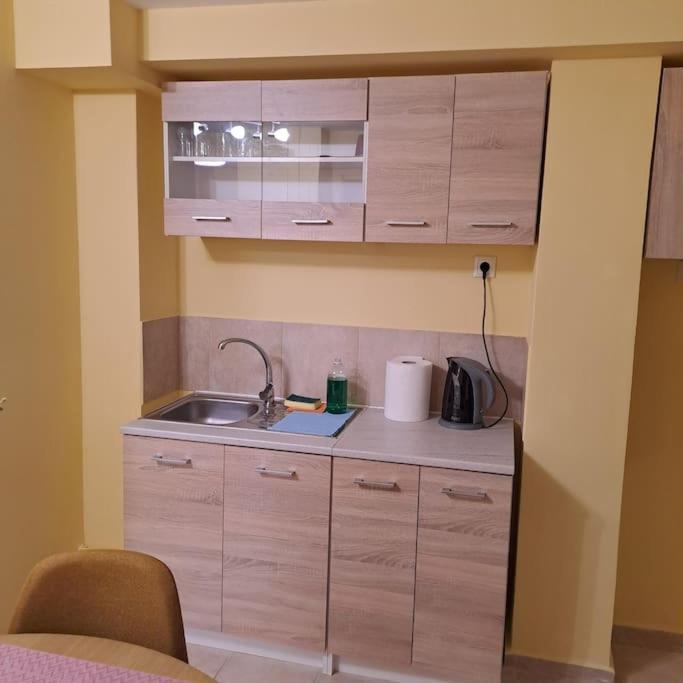 Zenia Home 1 Στην Καρδιά Της Πάτρας エクステリア 写真