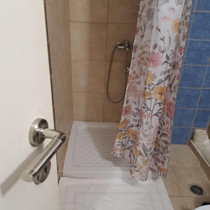 Zenia Home 1 Στην Καρδιά Της Πάτρας エクステリア 写真